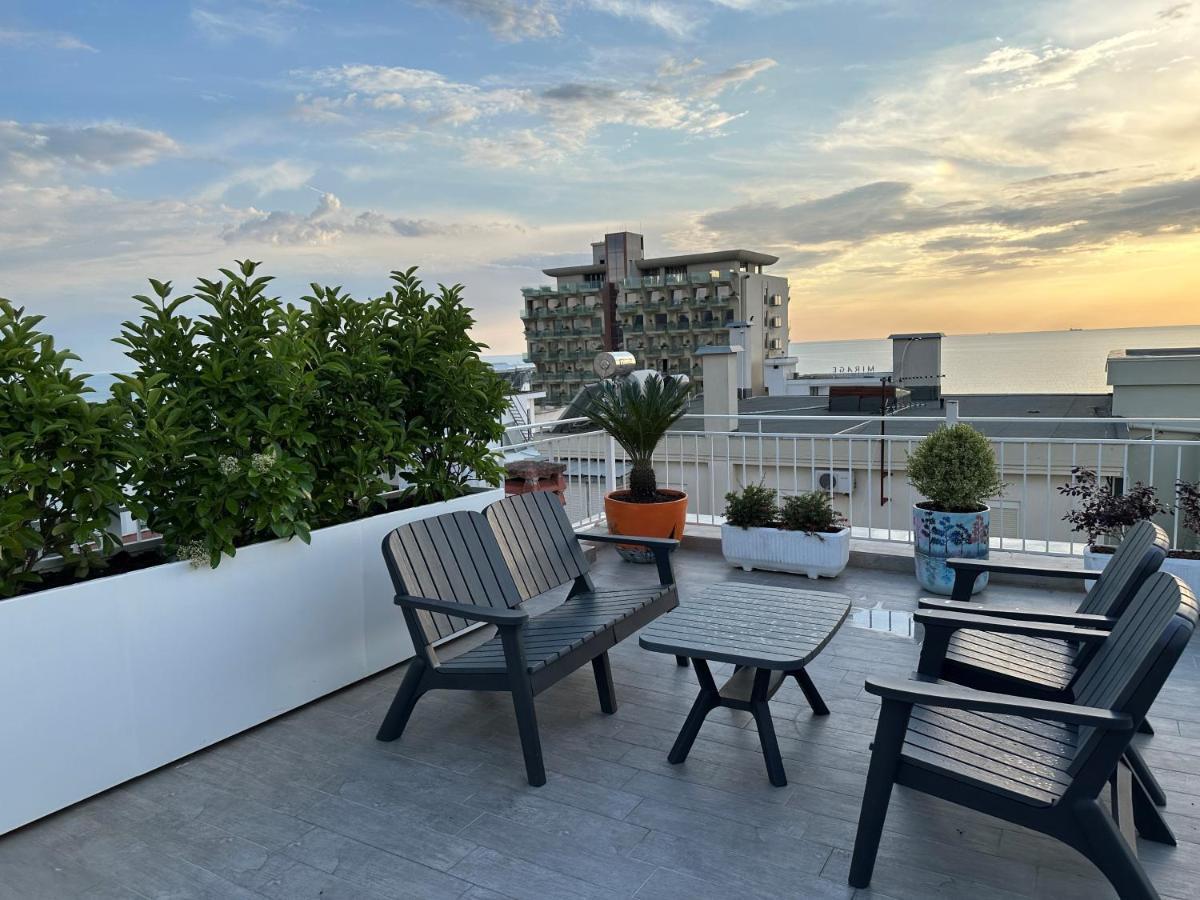 Paradise Rooftop Golem Golem  Bagian luar foto