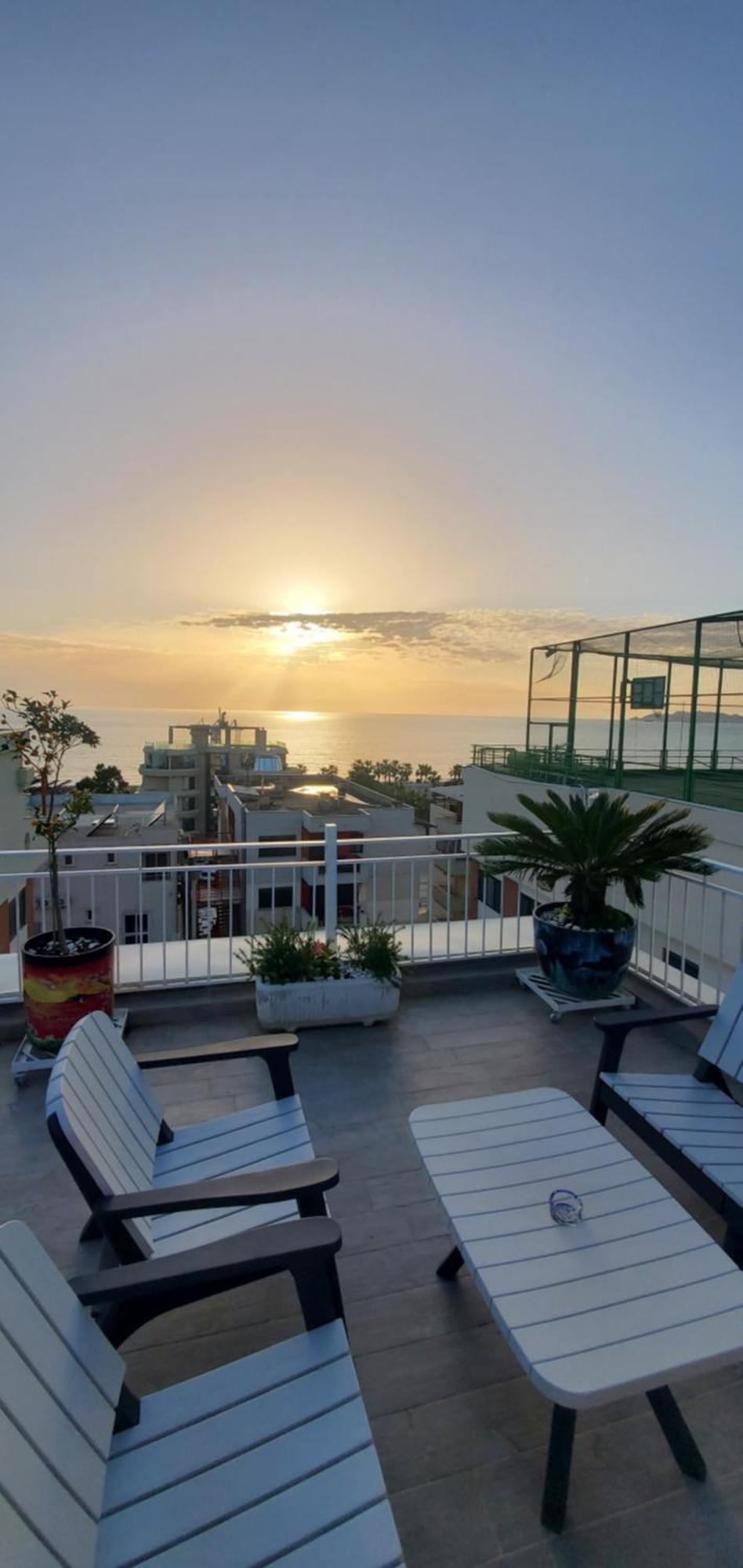 Paradise Rooftop Golem Golem  Bagian luar foto